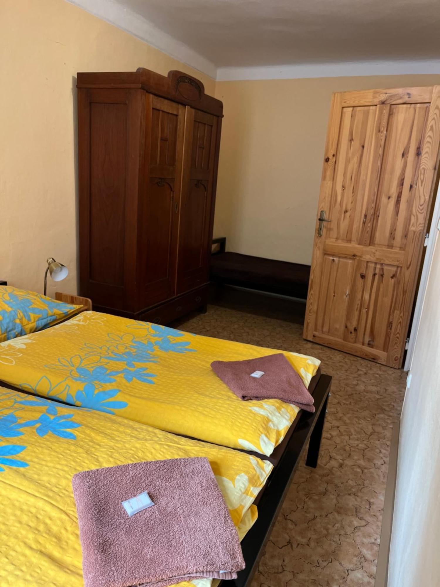 Travel Hostel Cesky Krumlov Ngoại thất bức ảnh