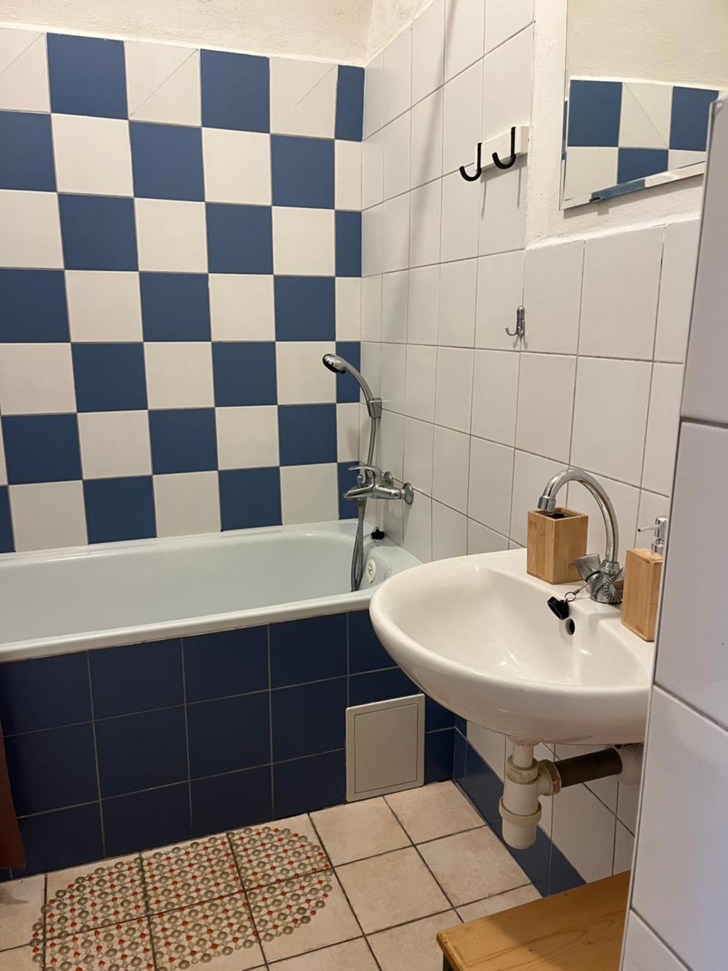 Travel Hostel Cesky Krumlov Ngoại thất bức ảnh