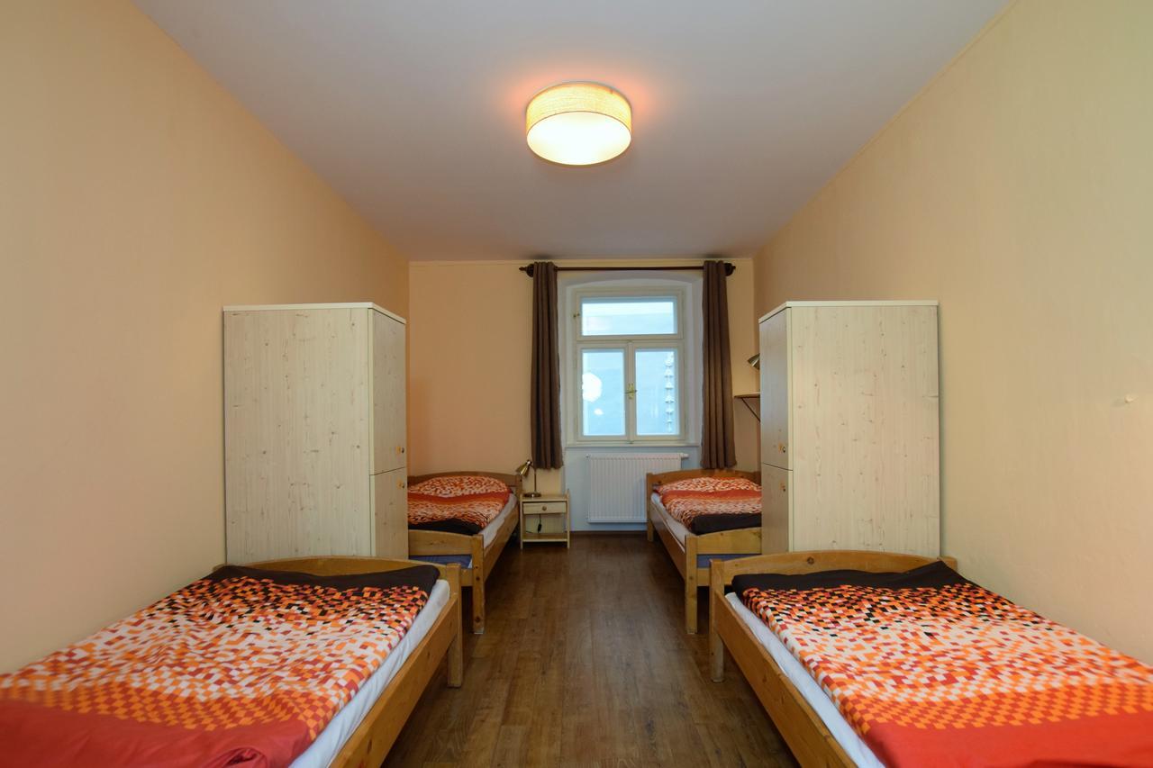 Travel Hostel Cesky Krumlov Ngoại thất bức ảnh