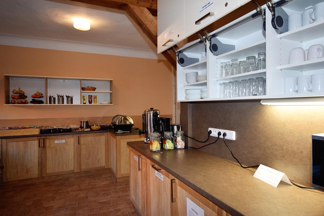 Travel Hostel Cesky Krumlov Ngoại thất bức ảnh